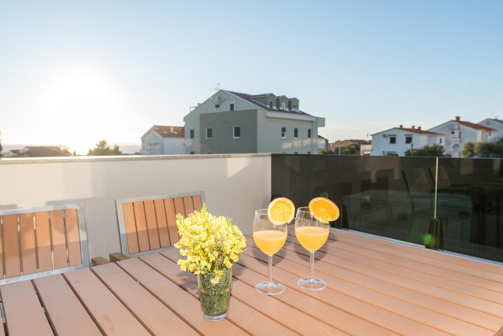Villa Lena Luxury Apartments Novalja Quarto foto