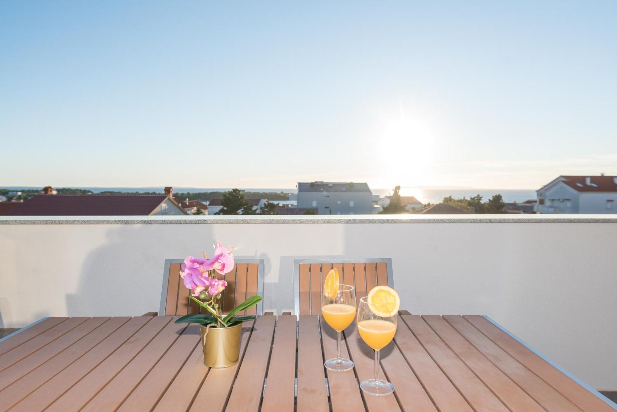 Villa Lena Luxury Apartments Novalja Quarto foto